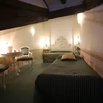 Mezzo Pozzo Hotell