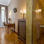 Mezzo Pozzo Hotell 2*