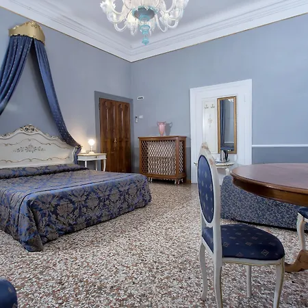 Hotel Mezzo Pozzo Venice
