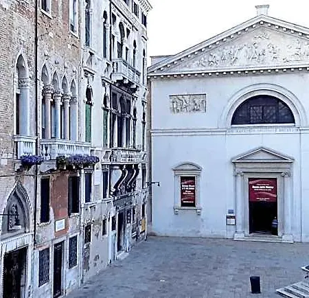 Mezzo Pozzo Hotel
