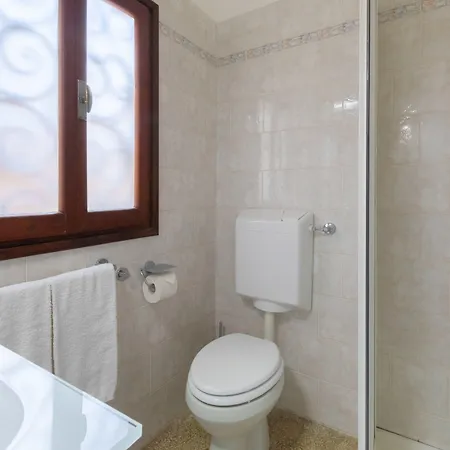 فندق Mezzo Pozzo 2*