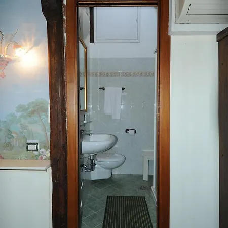 Mezzo Pozzo فندق