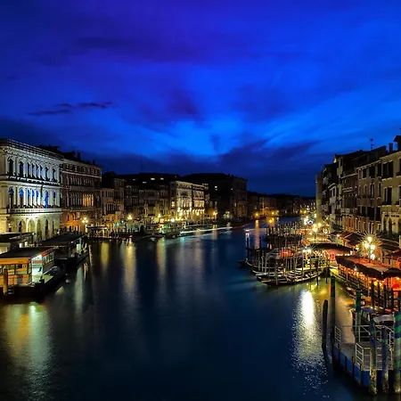 Mezzo Pozzo فندق البندقية